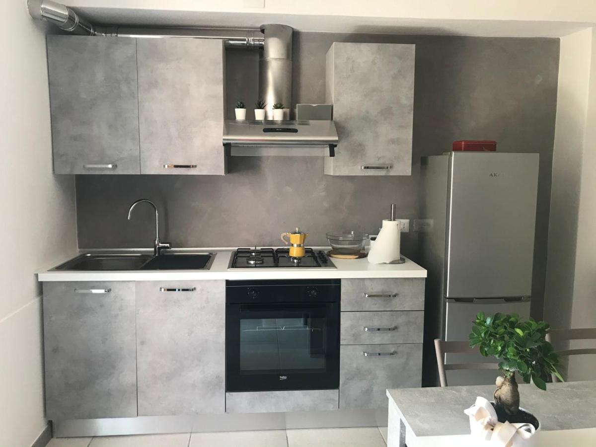 Homelyfeeling كاستلْنْيوفو ديل غارد المظهر الخارجي الصورة